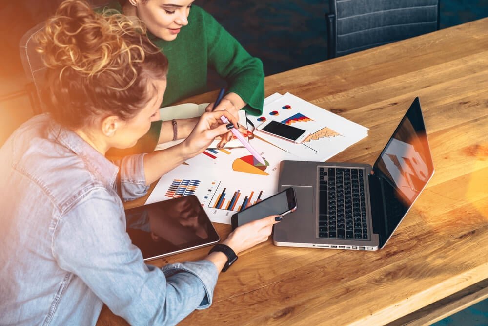 profissional de midias sociais